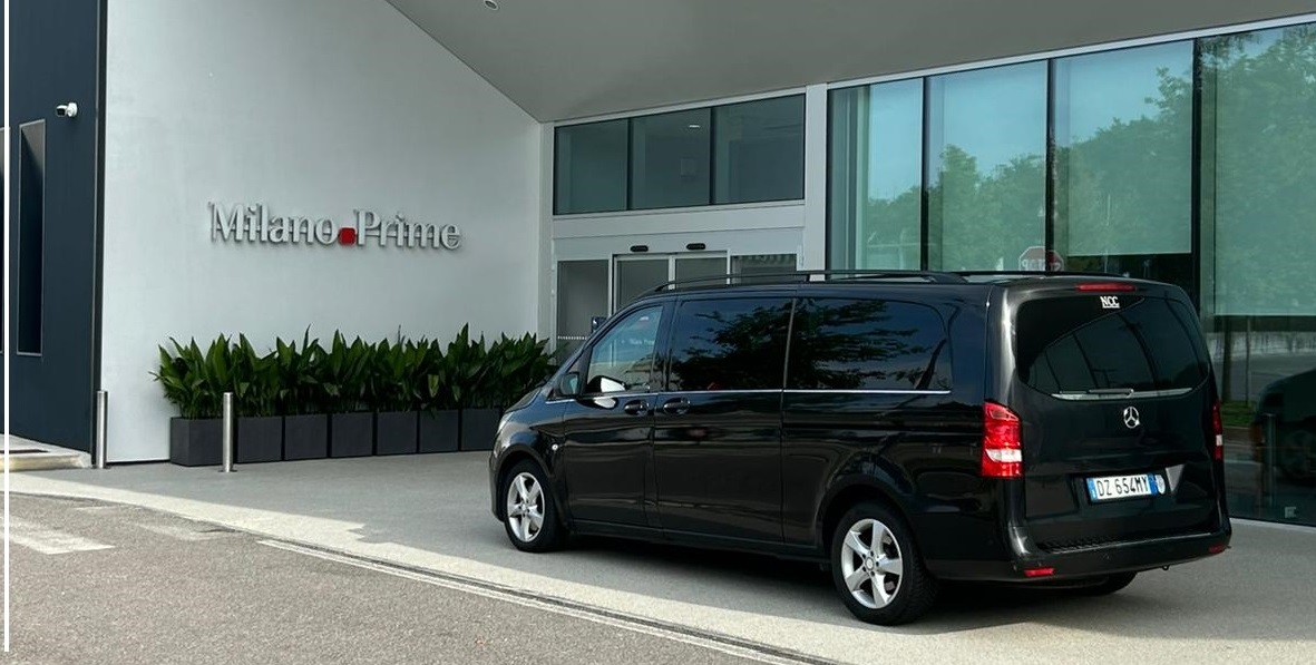 Mercedes V-Class at Grand Hotel Victoria